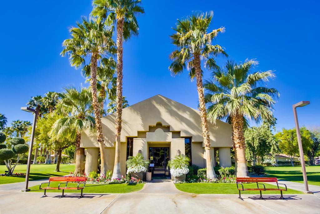 The Villas At Emerald Desert Desert Palms Экстерьер фото
