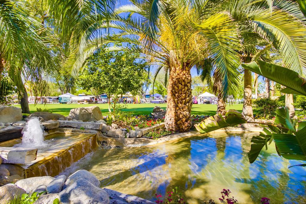 The Villas At Emerald Desert Desert Palms Экстерьер фото